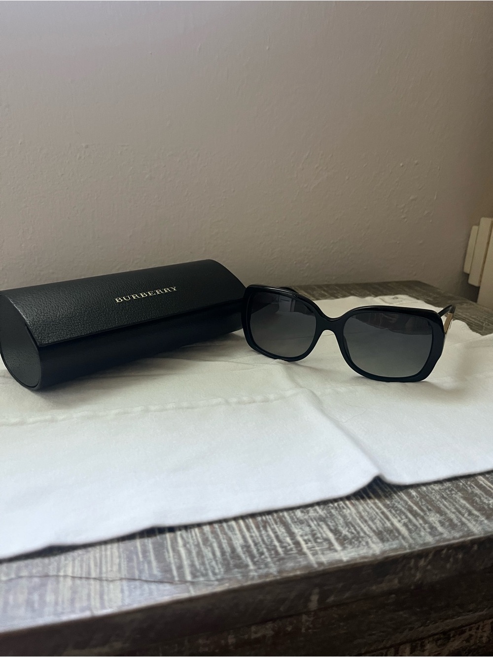 Burberry Black Women's Square Gradient Lens Sunglasses